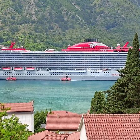 Bay View Apartments Kotor Exteriör bild