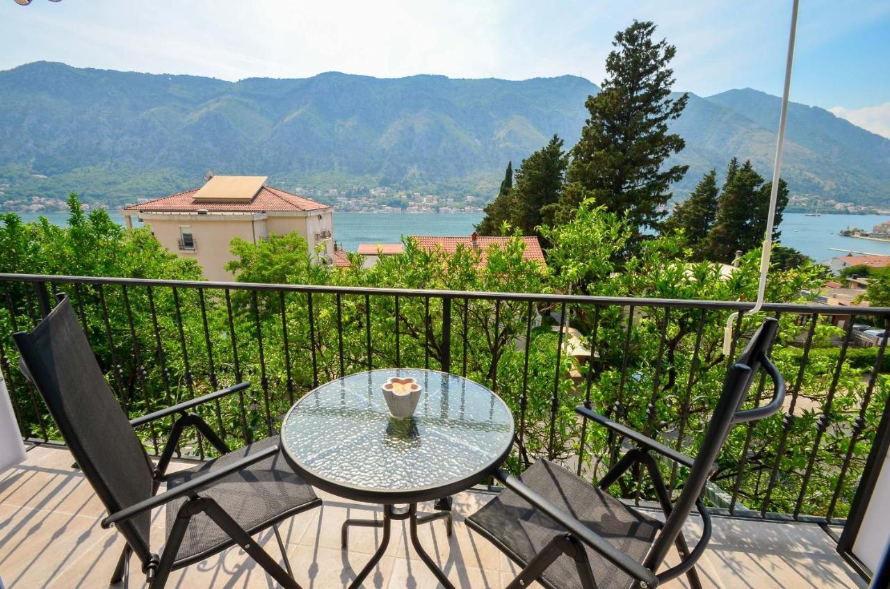 Bay View Apartments Kotor Exteriör bild